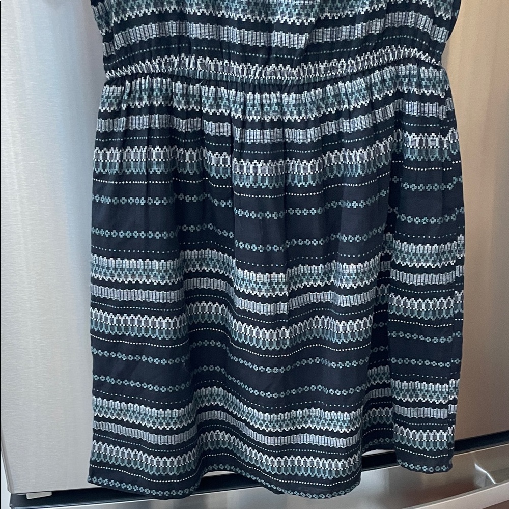 LOFT Black and White Patterned Midi Dress - Picture 4 of 13